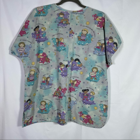 Simply Basic, Cute Kids Scrub Top. Size Large. Good used condition! - Picture 6 of 6